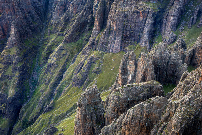 Drakensberg_240313_3528-Edit.jpg